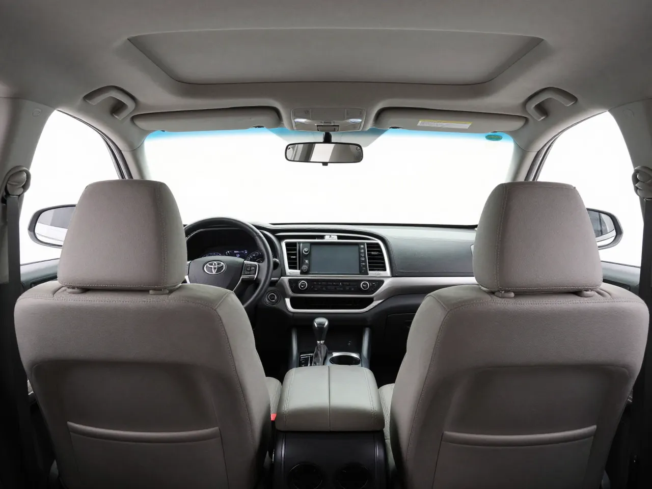 Toyota Highlander — interior