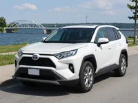 Toyota RAV4 — front