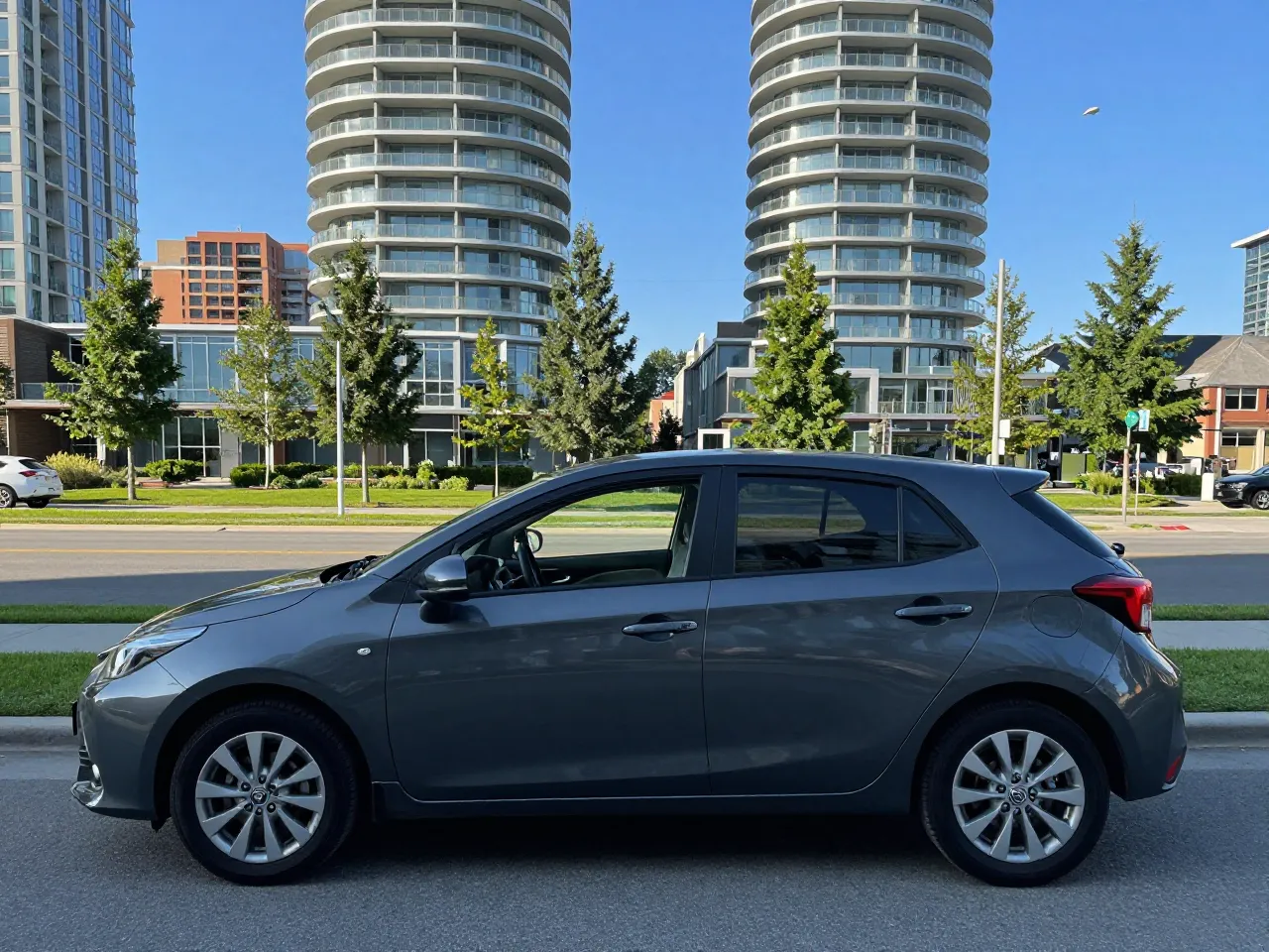 Toyota Yaris — profil