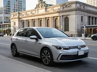 Volkswagen Golf — frente