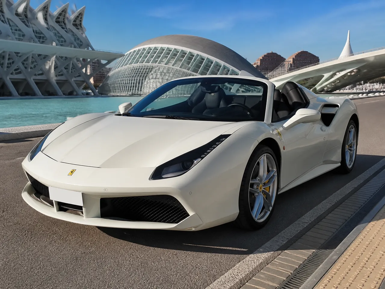 Ferrari 488 Spider — front