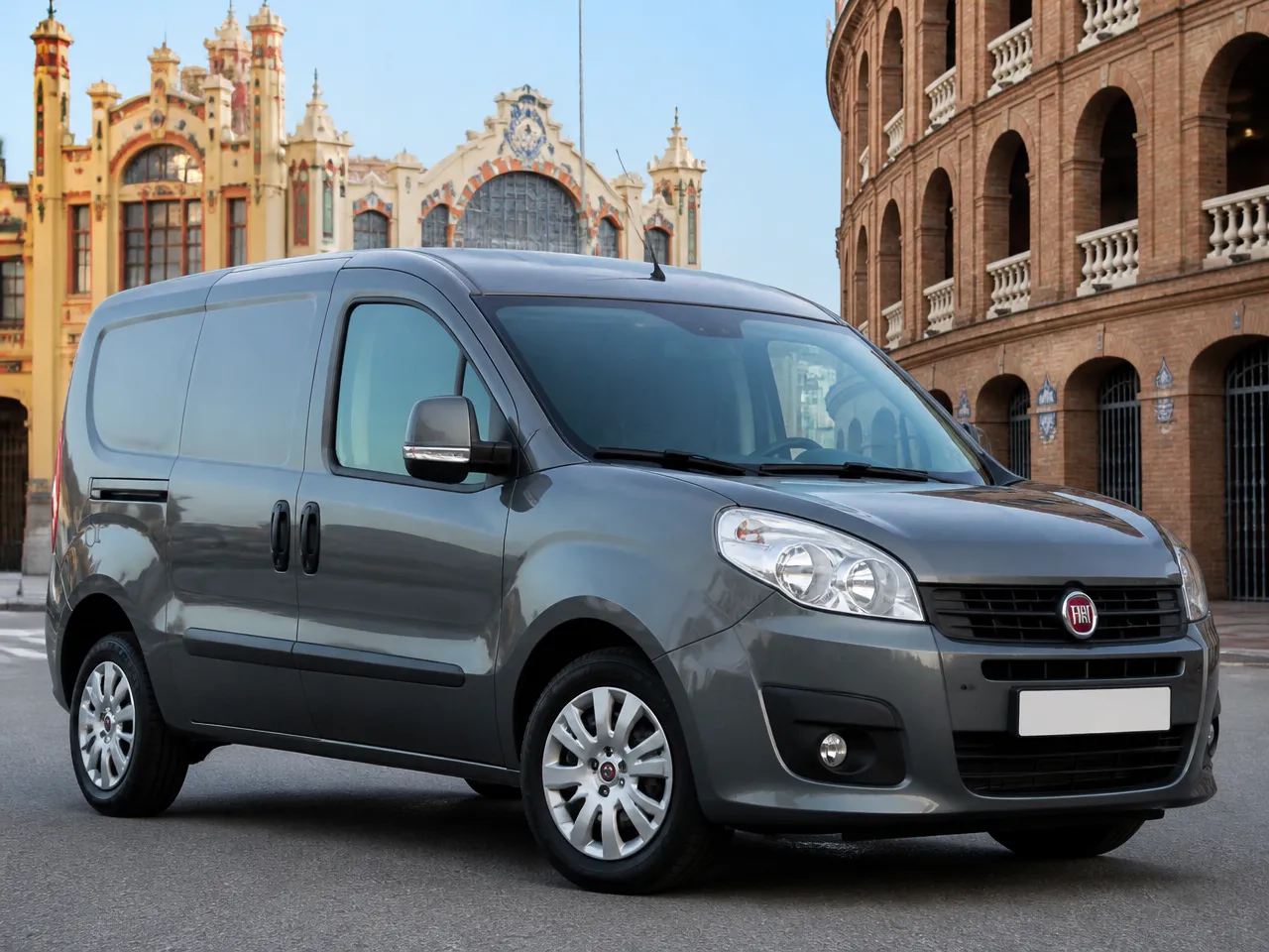 Fiat Doblo — front