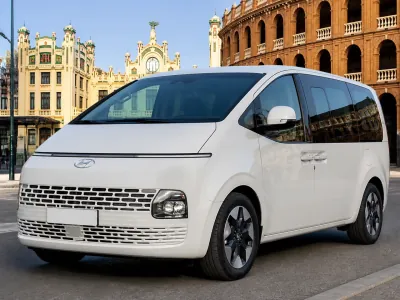 Hyundai Staria