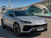 Lamborghini Urus — front