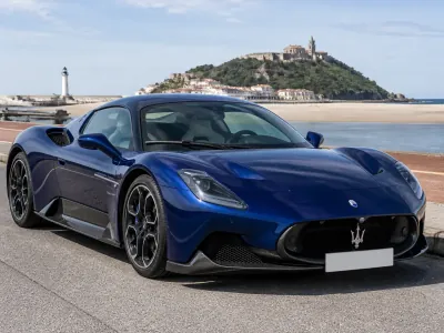 Maserati MC20