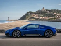 Maserati MC20 — profil