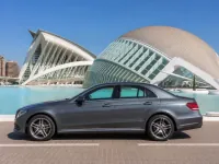 Mercedes-Benz E-Class — seitlich