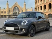 Mini Cooper — front