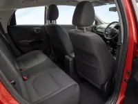 Nissan Juke — interior