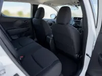Nissan Leaf — interior