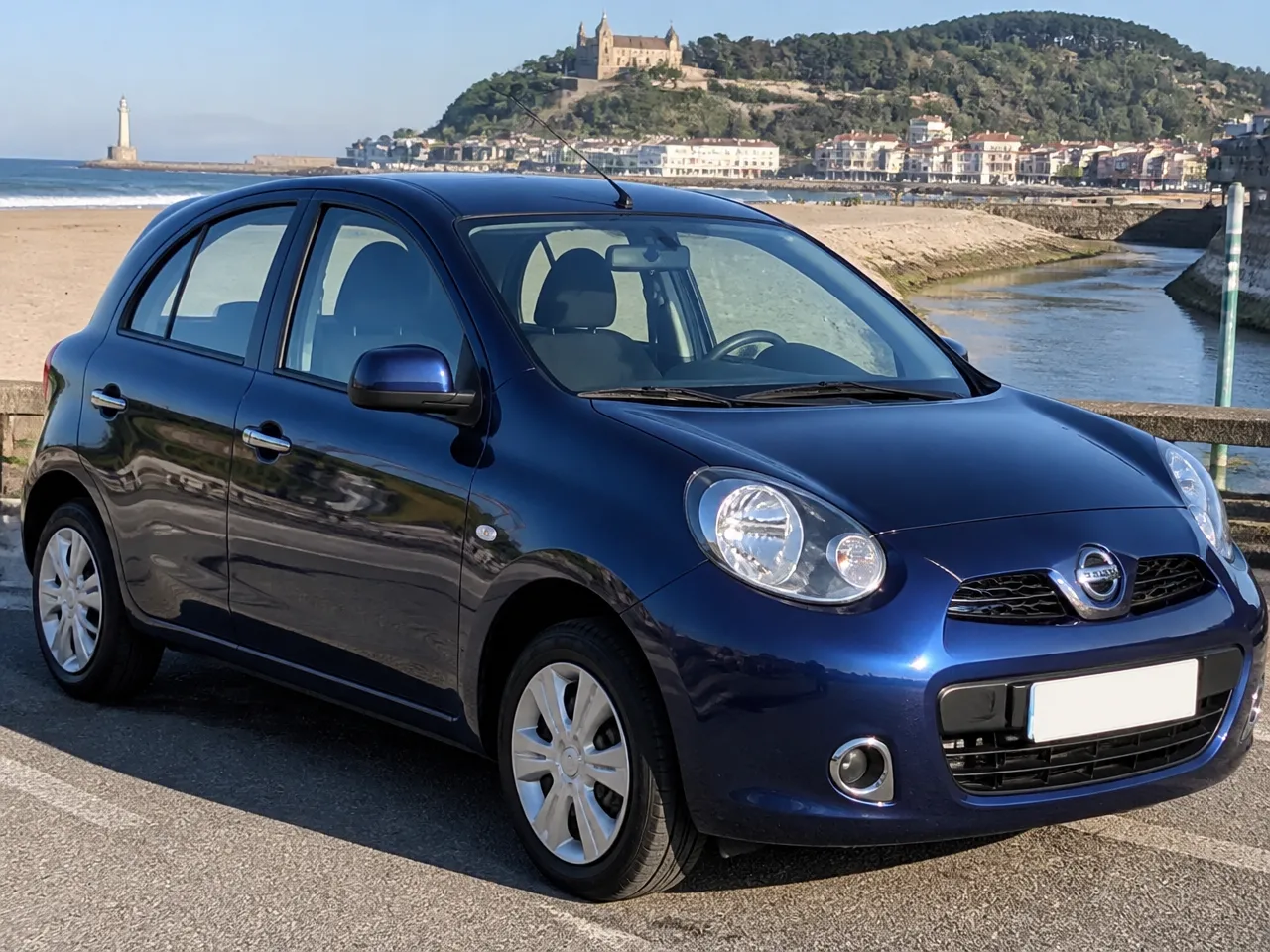Nissan Micra — vorn