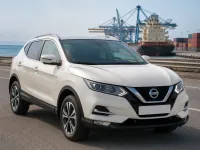 Nissan Qashqai — vorn