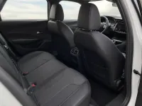 Peugeot 408 — intérieur