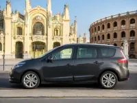 Renault Grand Scenic — seitlich