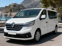 Renault Trafic Passenger — frontal