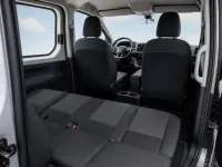 Renault Trafic Passenger — interior