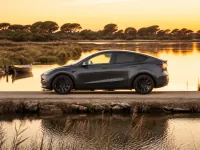 Tesla Model Y — side