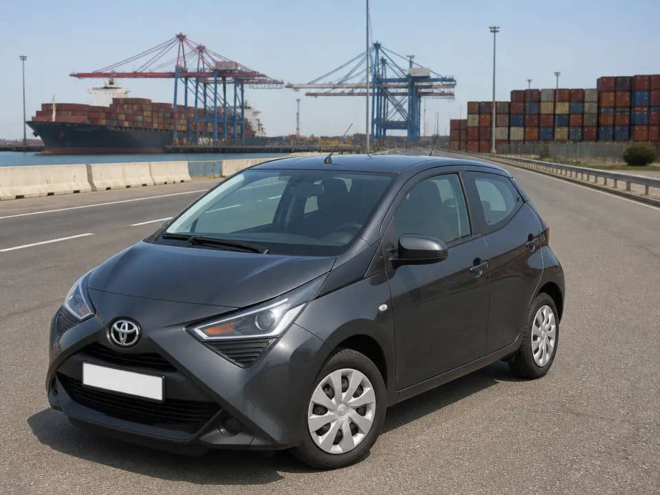 Toyota Aygo — car rental in Valencia