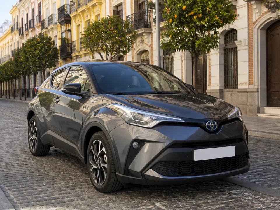 Toyota C-HR — alquiler de autos en Valencia