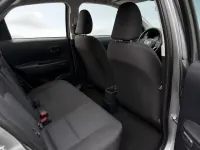 Toyota Yaris — intérieur