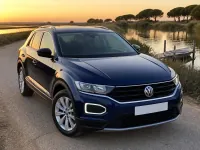 Volkswagen T-Roc — спереди