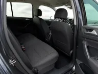 Volkswagen Touran — interior