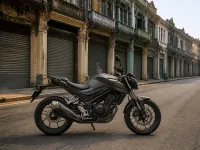 Honda CB150R — ด้านข้าง