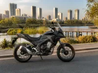 Honda CB500X — side