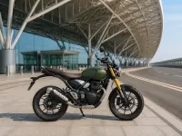 Triumph Scrambler 400 X — сбоку