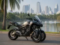Yamaha Niken — 측면