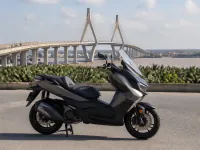 BMW C 400 GT — сбоку