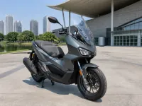 Honda ADV160 — 전면