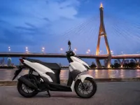 Honda Click 125 — 측면