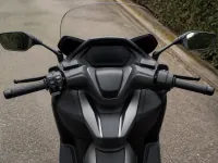 Honda Forza 300 — विवरण