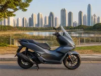 Honda PCX 160 — 측면