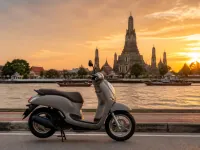 Honda Scoopy — 측면