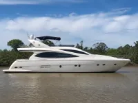 70 ft luxury yacht — profil
