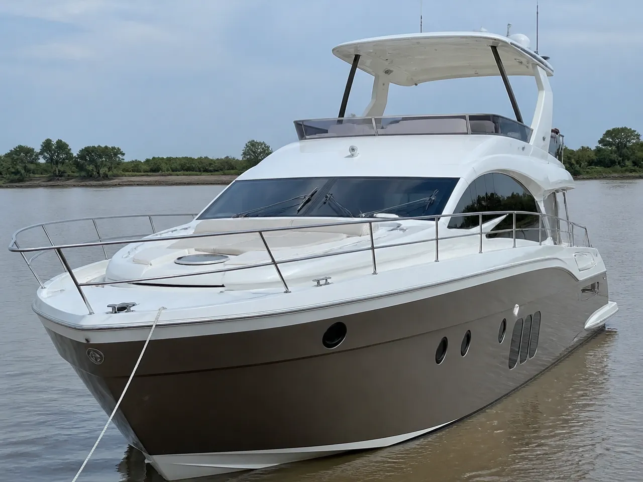 Dao Marine — ด้านหน้า