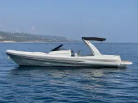Vanguard DR 660 — side