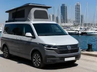 Volkswagen T6.1 California Beach — 正面