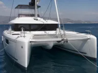 Ocean Voyager 42 — avant