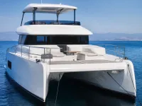 Ocean Voyager CAT 80 — front