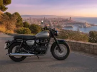 Benelli Imperiale 400 — seitlich