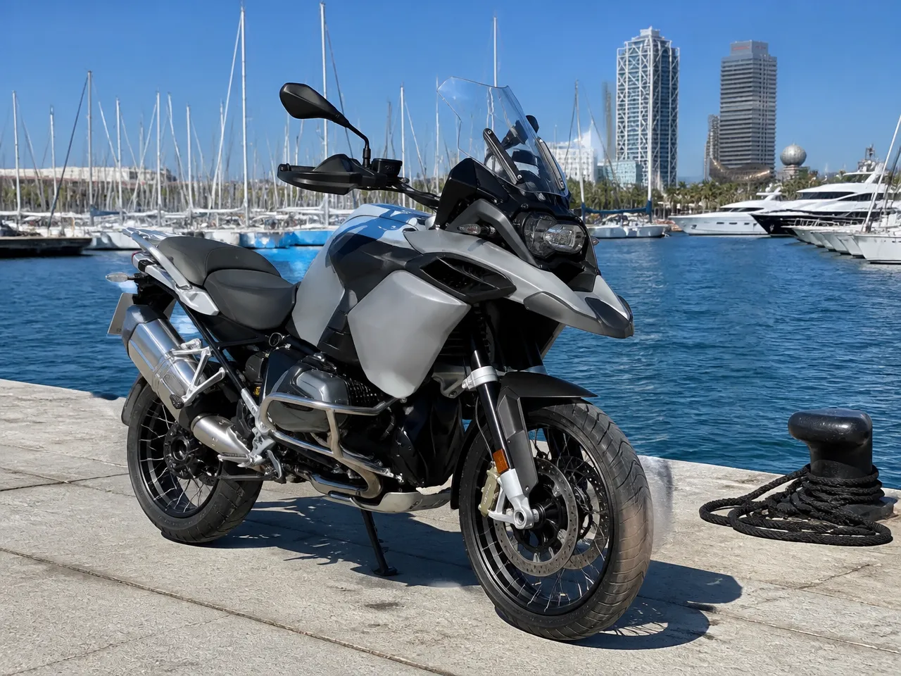 BMW R 1250 GS Adventure — vorn