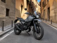 Royal Enfield Himalayan 450 — anteriore