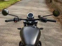 Triumph Bonneville Street Twin — detail