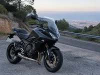 Triumph Tiger 660 Sport — avant