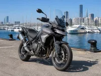 Triumph Tiger 900 GT — vorn