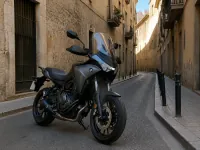 Yamaha Tracer 700 — 正面