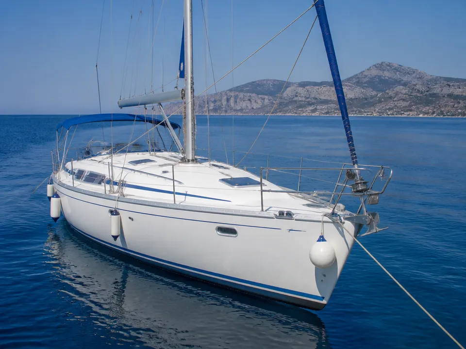 Bavaria 32